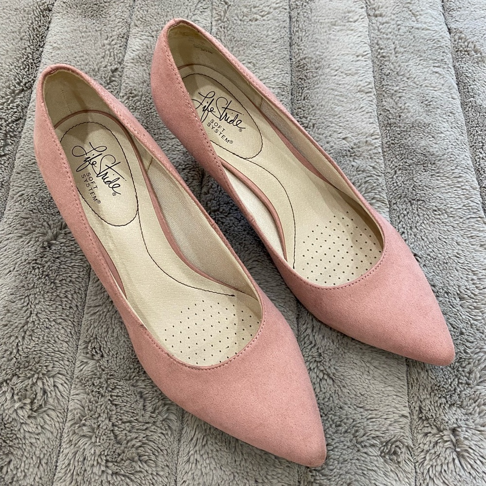 Life Stride Light Pink Pumps, Size 9M